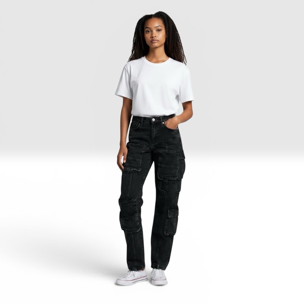 Fashion Nova black cargo jeans mid-rise fit straight-leg silhouette women size 0
